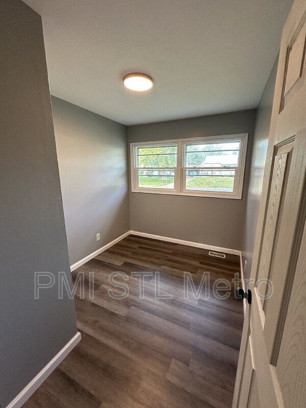 236 Cameron Rd House House Rental in St. Louis, MO