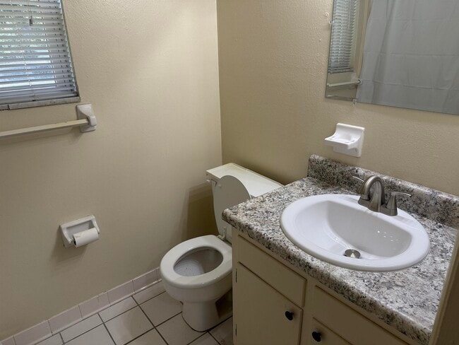 Photo - 1101 Washington Ct