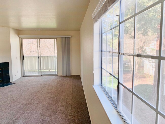 Photo - Beautiful Upstairs 2 Bedroom 2 Bath Unit J...