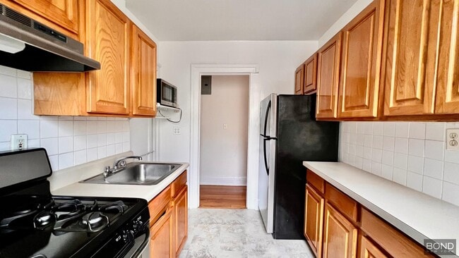Photo - 32-15 35th St Apartamento Unidad F9