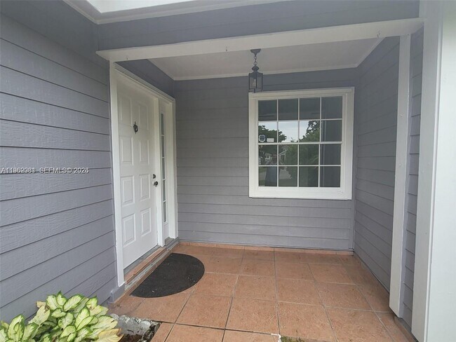 Photo - 10304 SW 139th Pl