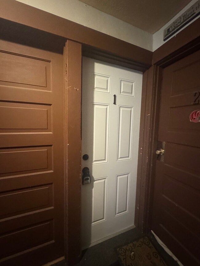 Photo - 2424-2426 Wayne Avenue Unit 2424 Wayne Avenue #1