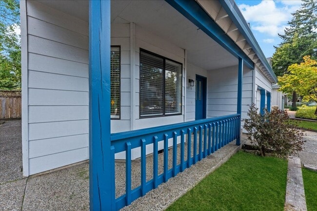 Photo - Renovated 4-bdrm, 2-bath Tualatin home—Cor...