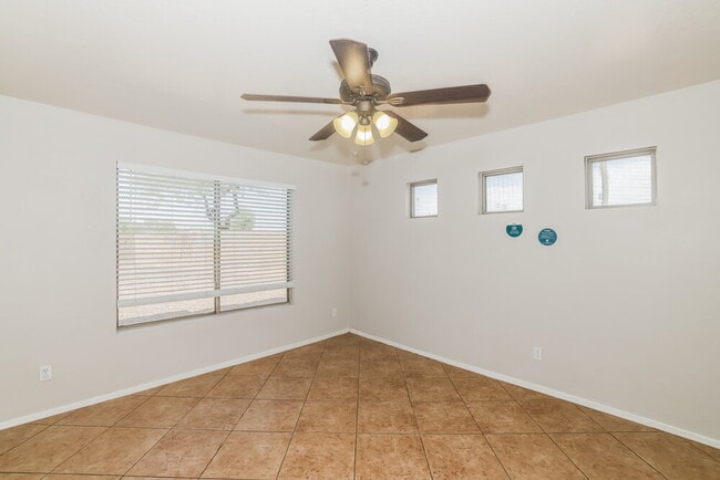 Photo - 15362 N 148th Ct