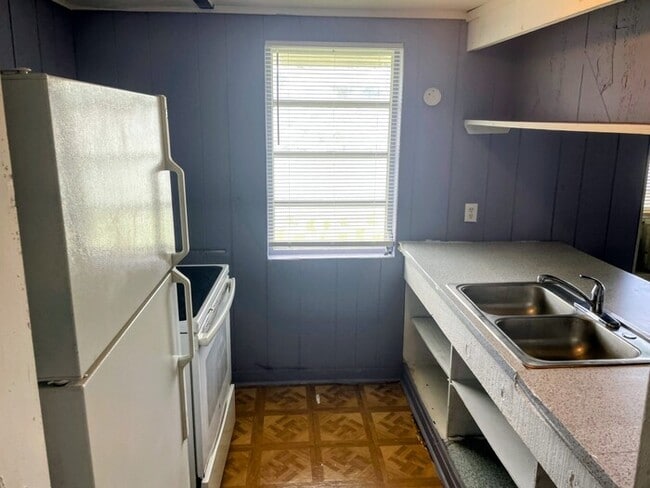 Photo - Fort Myers Apartment