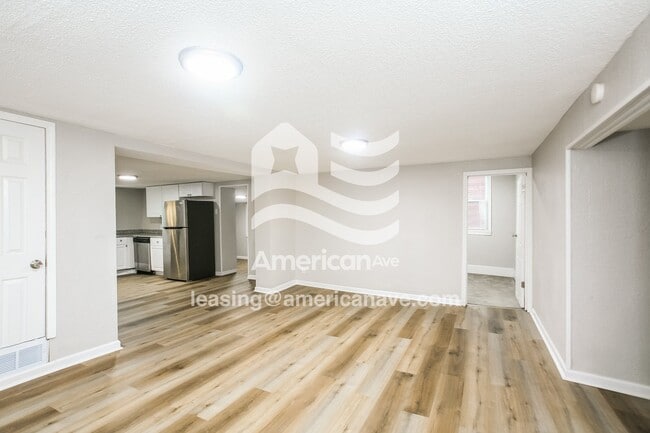 Photo - 516 W Green St