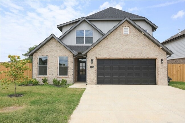 Photo - 970 Moksha St