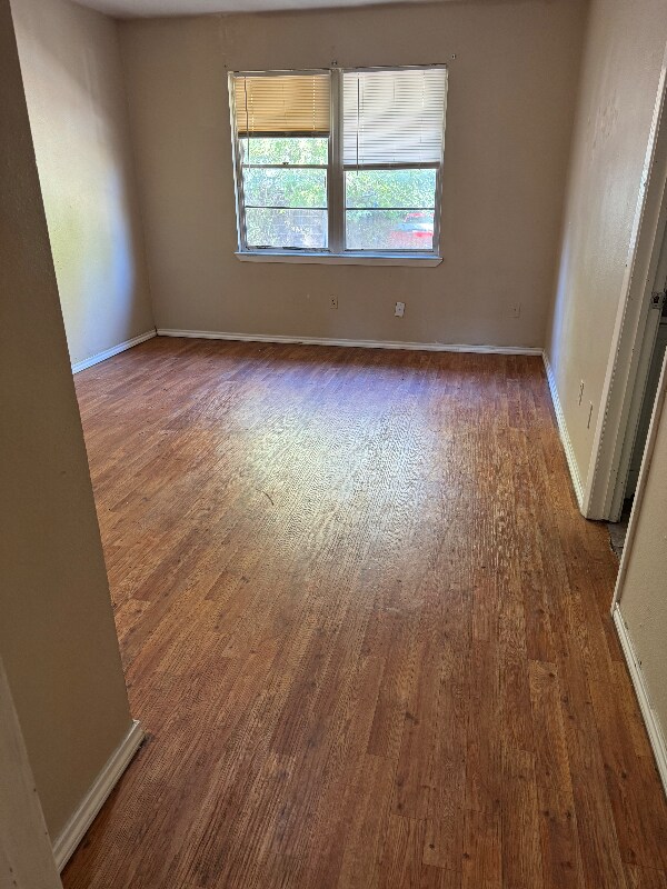 Photo - 750 Bonham St Unidad 190