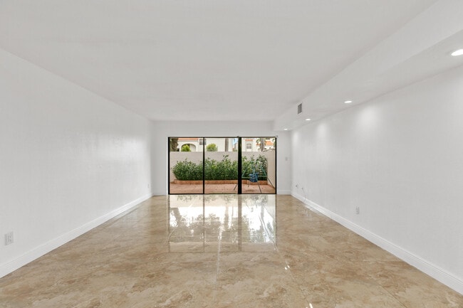 Photo - 3530 Magellan Cir
