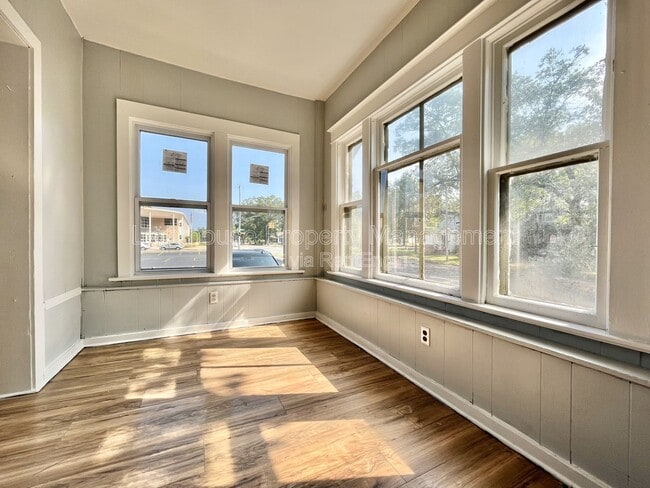 Photo - 2513 Sanford St Unidad 1