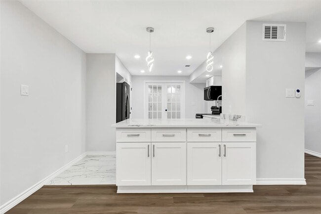 Photo - 7 Briar Dale Ct Unit A