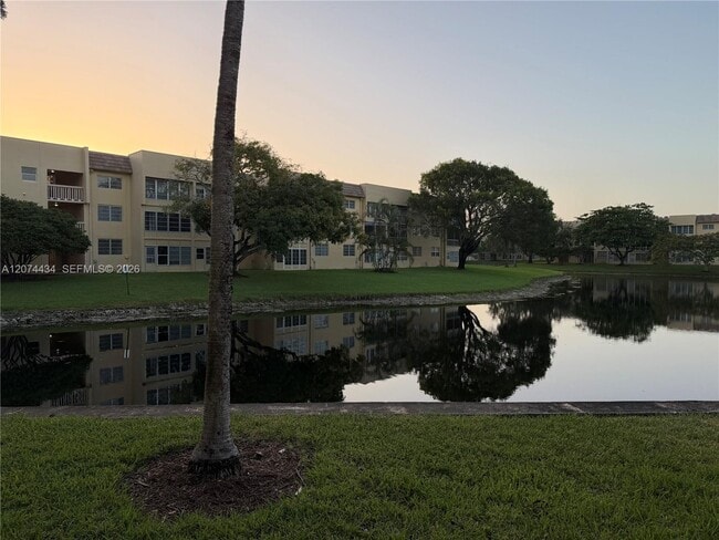 Photo - 5890 NW 64th Ave Unit 302
