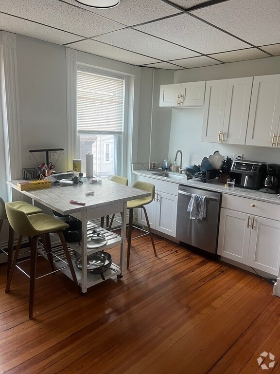 Building Photo - 111 H St Unit 2 Rental