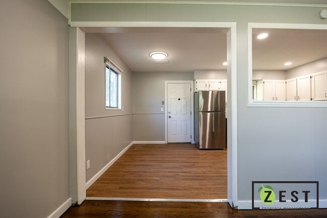 Photo - 3BDRM Warren Home! OPEN HOUSE 10/23 5-5:30...