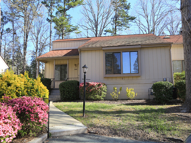 3 Bedroom, One Level Townhome in North Bend! - 3 Bedroom, One Level Townhome in North Bend!