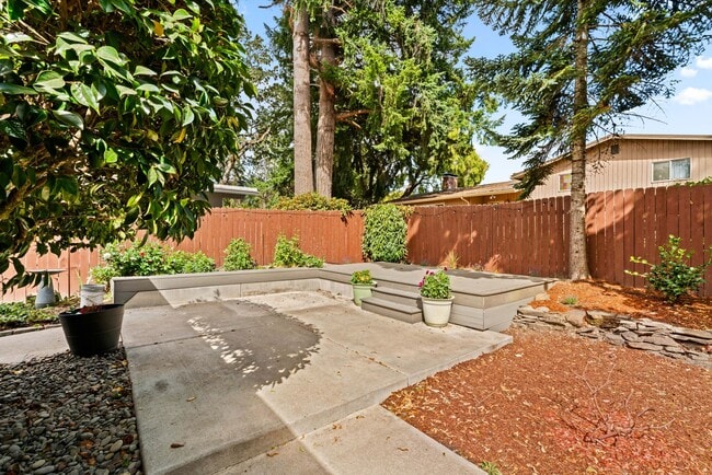 1930 NW 29th Pl