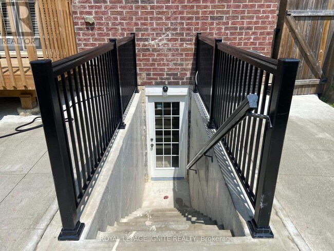 Photo - 89 Goodsway Trail