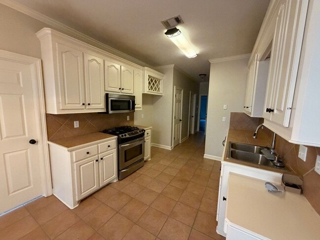 436 Madison Oaks Dr