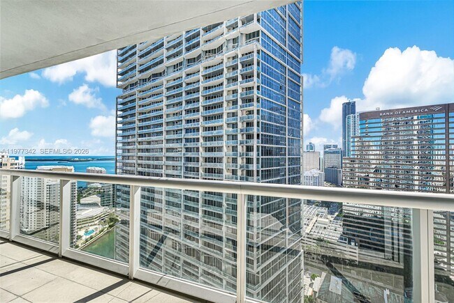 Building Photo - 475 Brickell Ave Unit 3113