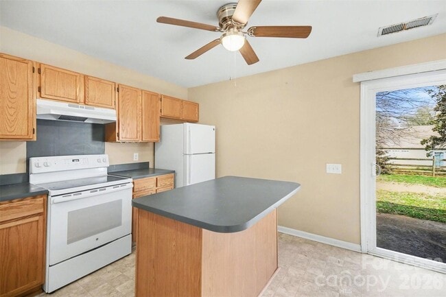 Photo - 7523 Double Springs Ct