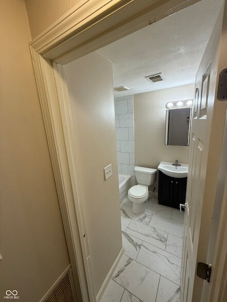 Photo - 10633 Central Ave