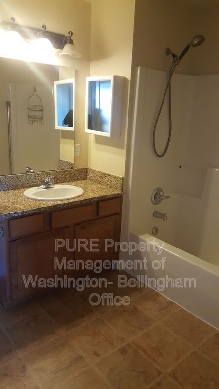 Photo - 1015 Railroad Ave Unit #212