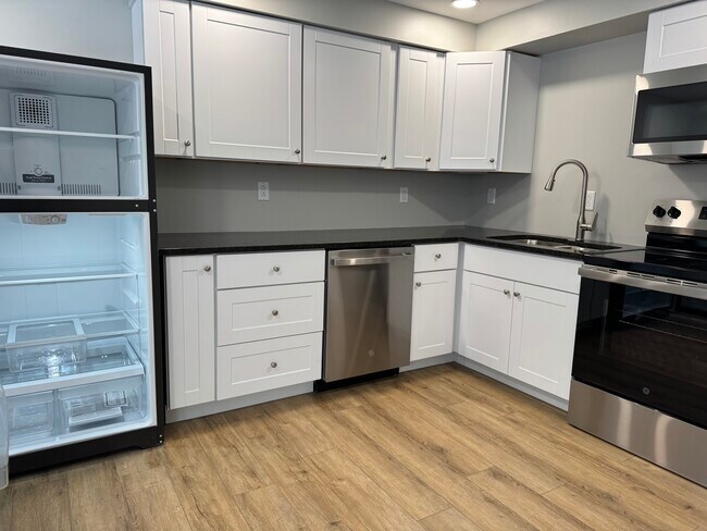 Photo - 1125 Harmony Rd