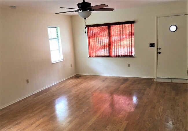 Photo - 2387 Datura St