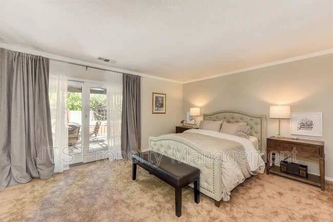 5342 Terrace Oak Cir