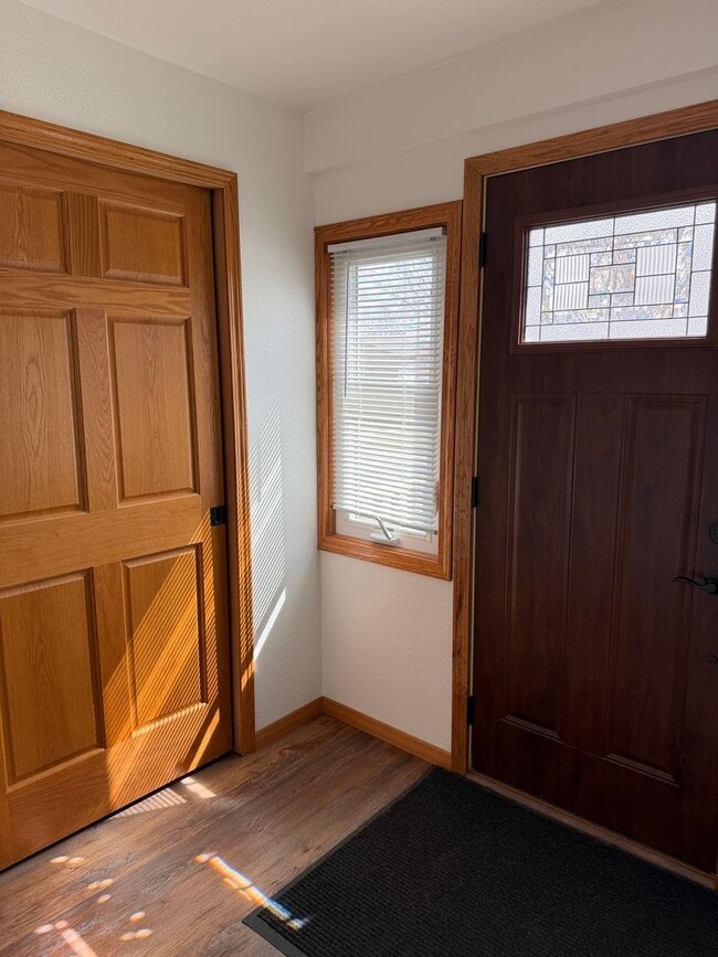 Photo - 3 Bed, 2 Bath Home with Garage