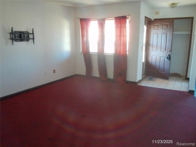 Photo - 16682 Eastland St