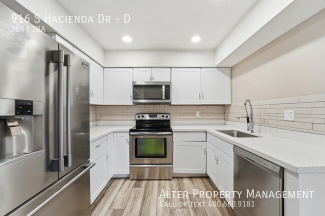 Photo - 916 S Hacienda Dr