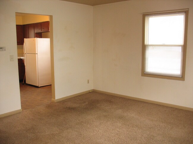 Photo - 523 Hobbs Ave Unit 523 (lower apt)