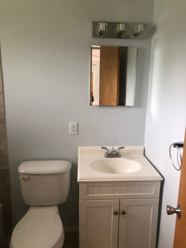 Photo - 157 N Rhodes St