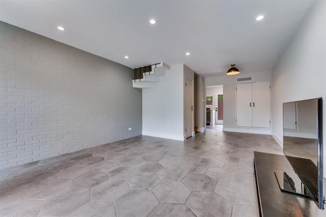 Photo - 3635 Hawthorne Ave