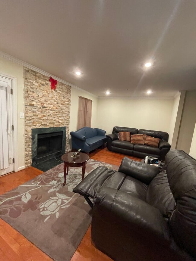 Photo - 15739 Erwin Ct