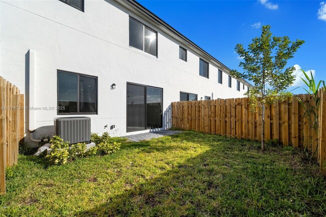 Photo - 19082 345th Ter Townhome