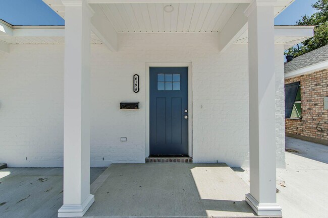 619 Magnolia St