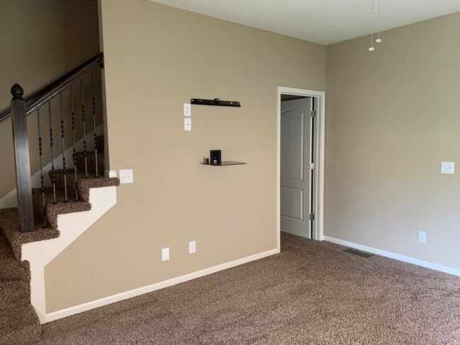 Sala de estar - 1631 N 127th St