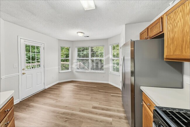 Photo - 4238 Zephyrhills Dr