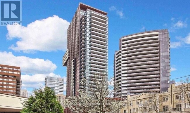 Photo - 32 Davenport Rd Unité 705