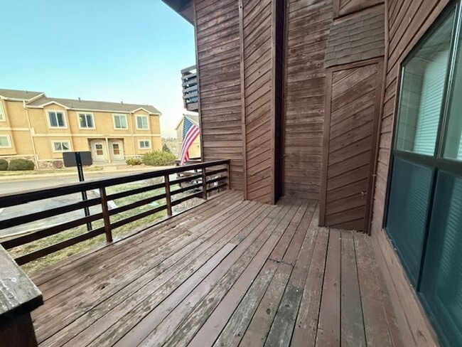 Photo - Beautiful West Side 2 Bedroom Condo w/ Views!!