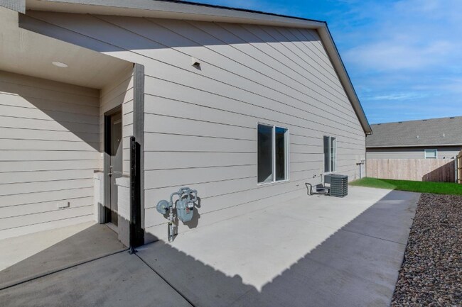 Photo - 12031 W Shadow Lakes St