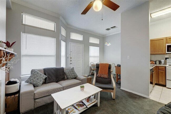 Photo - 2802 Nueces St Unit 202