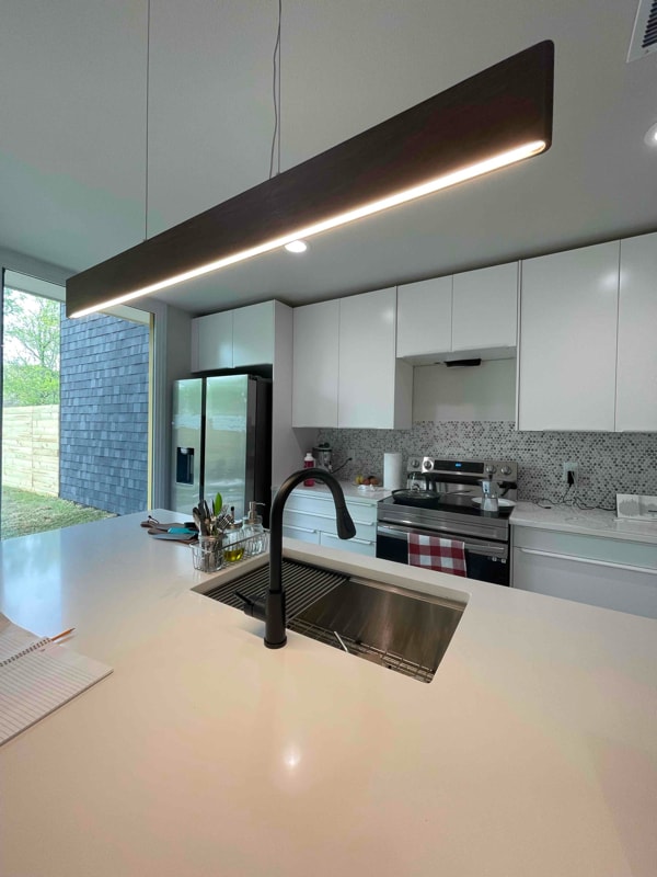 Photo - 605 E 7th St