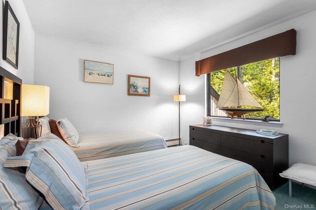 Photo - 6 Strathmore Ct