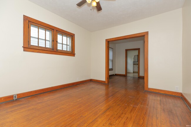 Photo - 1910 N Weinbach Ave
