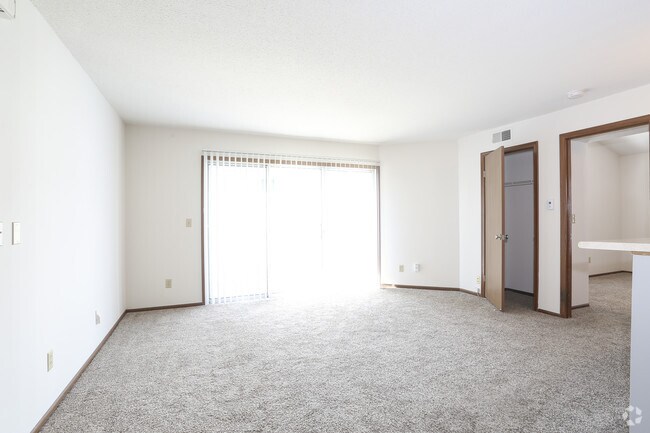 650 ft². la sala de estar