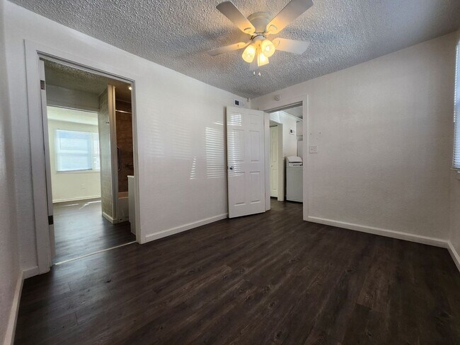 Photo - 409 W Routt Ave Unit 409WR-413