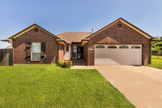 Building Photo - 1119 Polk St